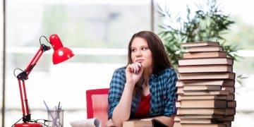 Choosing the Right College Major: Your Guide to Success - Cover Image